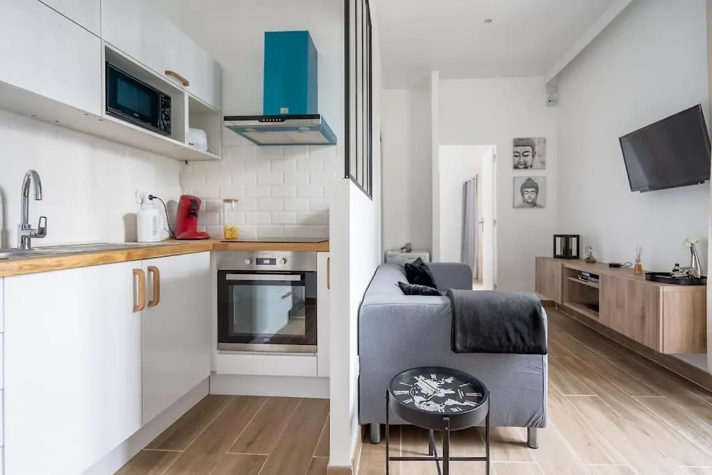 Appartement Cosy 30 M² Proche Rer B - 4 Min A Pied Aulnay-sous-Bois Apartment